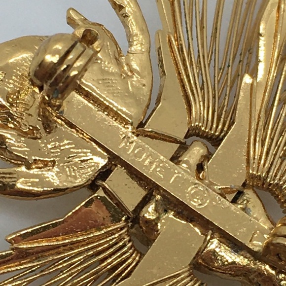 MONET Gold Tone Dragonfly Brooch - Picture 3 of 8